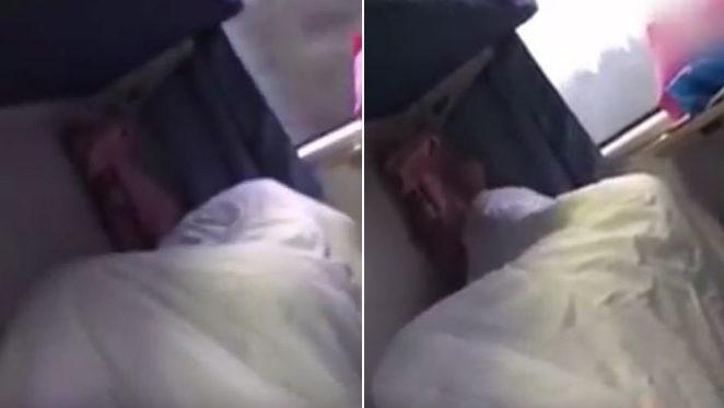 男女乘客一见钟情 竟在卧铺车厢内“车震”