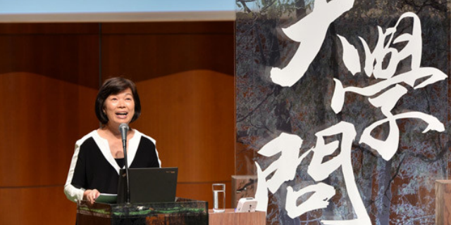 刷屏的龙应台和《我的祖国》