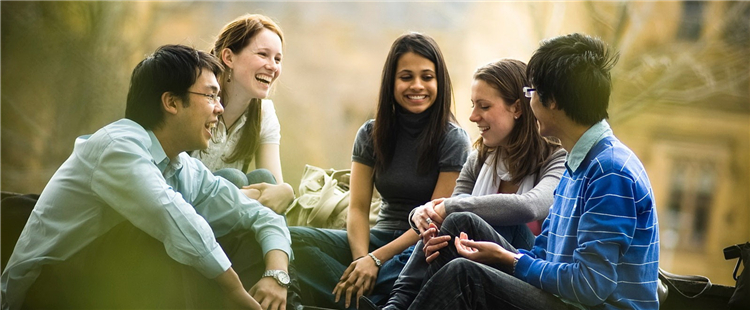 留学生为何洄游中国？