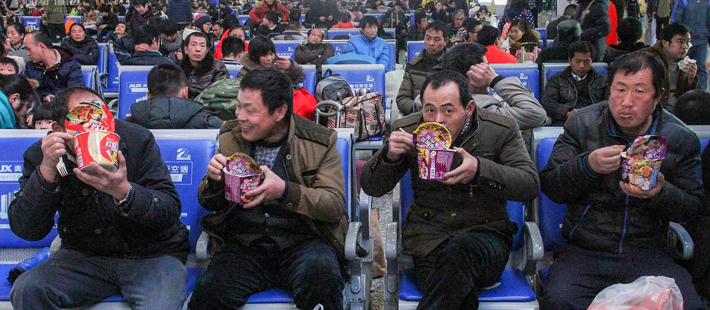 泡面如何成为国人的春运记忆?