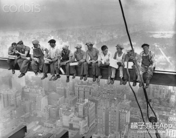 “摩天大楼上的午餐”