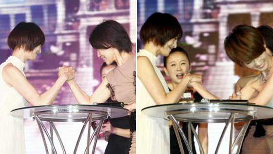 厉害了我的爽！郑爽掰手腕横扫各路女星