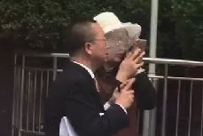 感恩教育惹哭老师：这样的演讲内容你怎么看