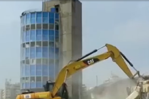 巴西“最牛钉子户”拒拆迁 被圈入奥运会场