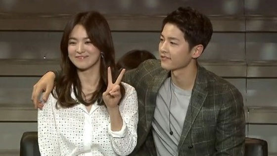 宋仲基宋慧乔发布婚讯 预计10月31日完婚