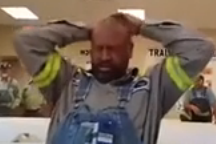 男子挑战世界最辣死神辣椒 然后成了戏精