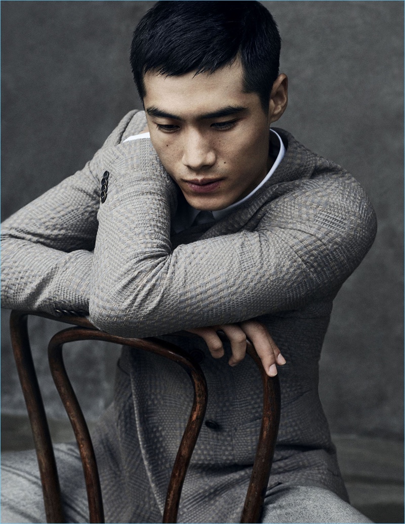 郝允祥出镜广告大片简约摩登