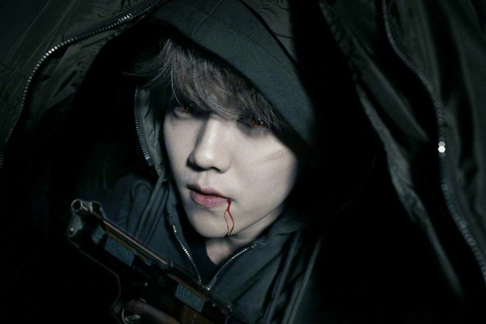 鹿晗的cos装扮帅炸了!