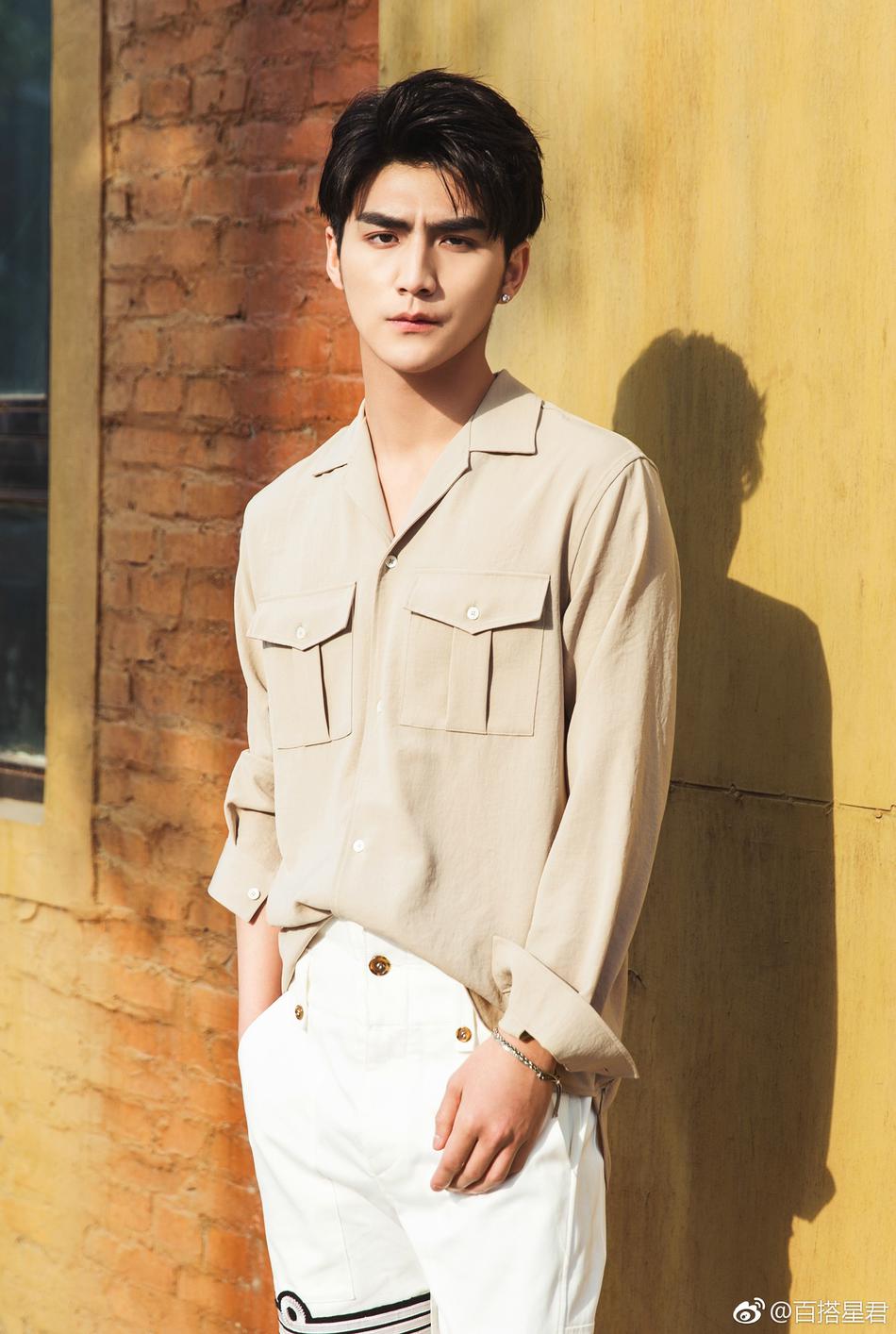 张思帆写真曝光清爽又时髦