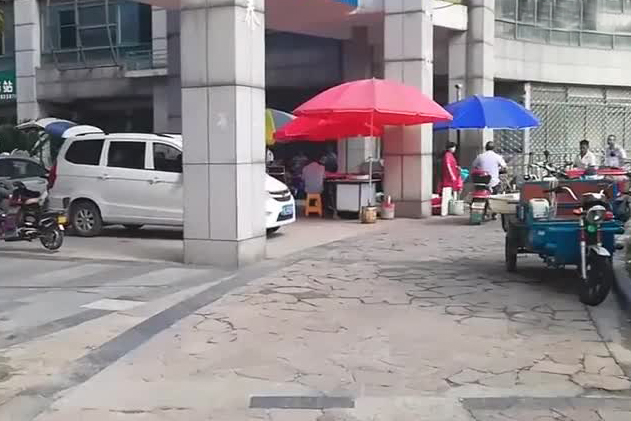 探访去世阿里员工生前租住公寓