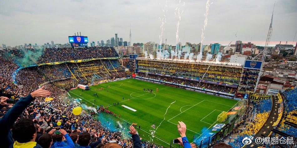 河床vs博卡大场面