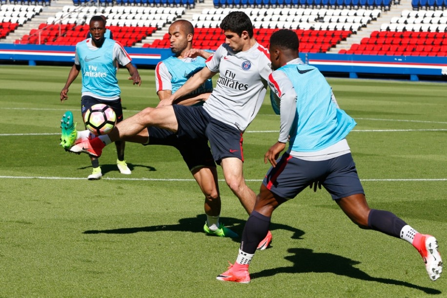 大巴黎训练备战法国杯决赛