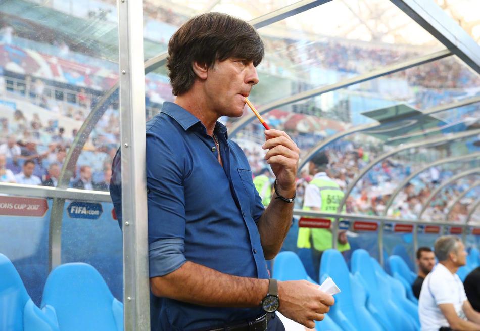 勒夫迎来指教德国百场胜利