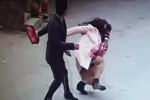 美女投诉淘宝网店 店主坐一天一夜车上门暴打买家