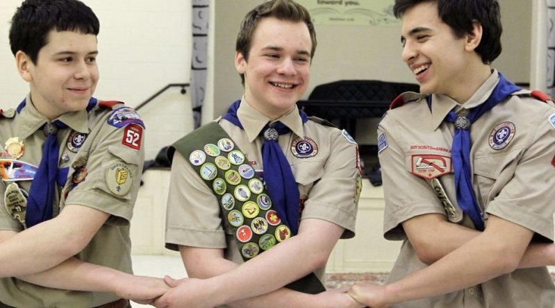 美国童子军曝光惊天性丑闻！超12000名儿童受害