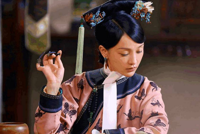 被称演艺圈“不老精灵” 周迅能否超越经典