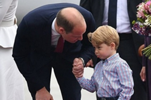 威廉王子一家访波兰 小乔治的“傲娇脸”又发作了