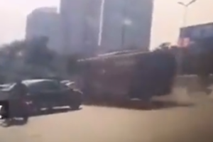 汉中发生多车相撞事故，已致两人遇难