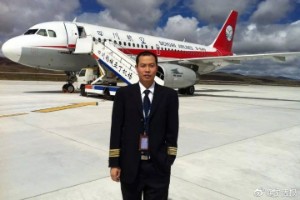 《中国机长》获角色原型力挺 英雄机长刘传健现身“安利”