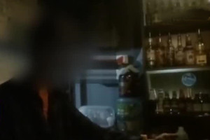 酒吧店员称未听到李心草呼救 遇难当晚店内嘈杂