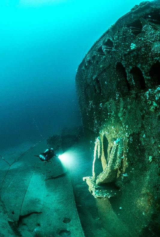 图揭英沉没百年运兵船残骸  锈迹斑驳