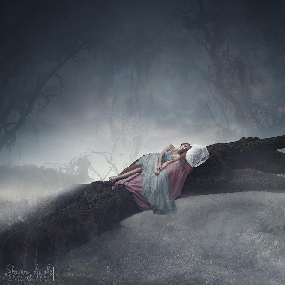 女摄影师将噩梦变成灵感 将恐惧转化为艺术