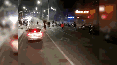 怀疑社会摇舞步被抄袭 网红主播“小辣椒”组织人员斗殴