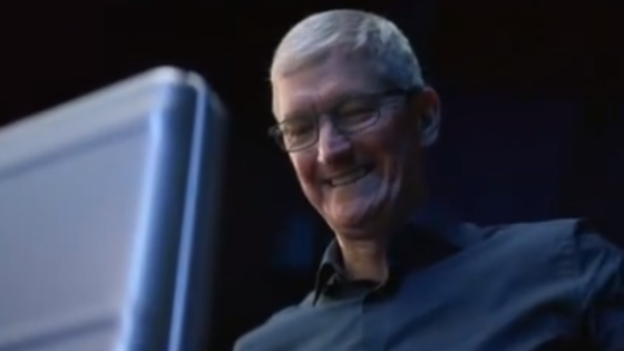 苹果发布会炫酷开场短片 库克致敬《碟中谍》