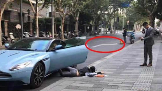 炫过头！女子为拍“炫富挑战”开车逆行 被交警处罚