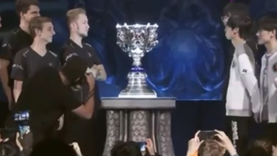 刷屏的IG战队是啥 电竞变成了全民狂欢?