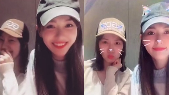 唐嫣婚后发胖 与闺蜜自拍变身摇头娃娃