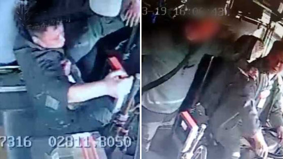 中途下车被拒 72岁老人竟把公交司机拽翻在地