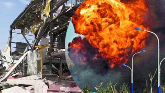 广西玉林化工厂发生爆炸 地面变成粉色