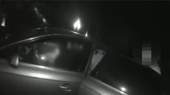 男子高速服务区内称