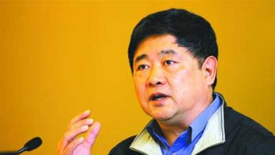 网友开奔驰进故宫拍照 老院长曾关门拒绝总统车队