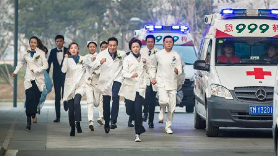 3年前的电视剧神预言？编剧回应：一个电视剧而已急诊科医生_新浪新闻