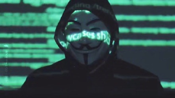 黑客团体Anonymous表视频 揭露法庭文件指控特朗普