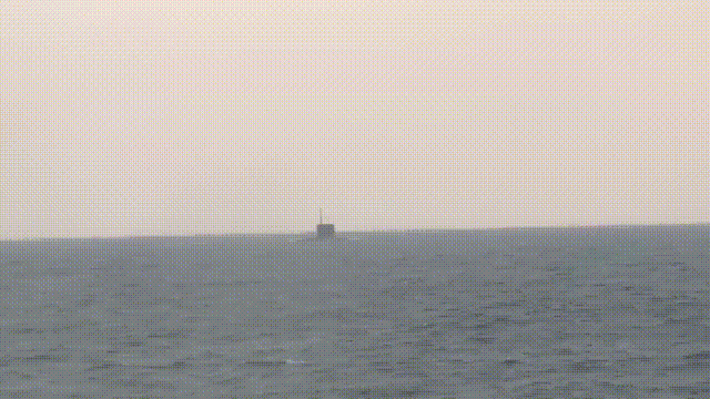 棒打IS！动图展示俄潜艇连射巡航导弹命中目标