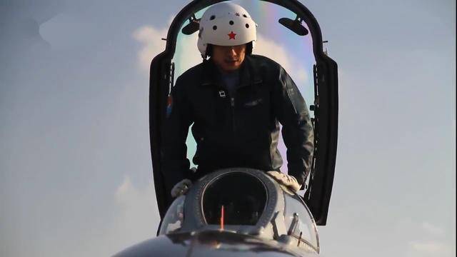 4/ 10歼-8飞行员不过,中国空军已经对幻影-5的飞行性能了如指掌,知道