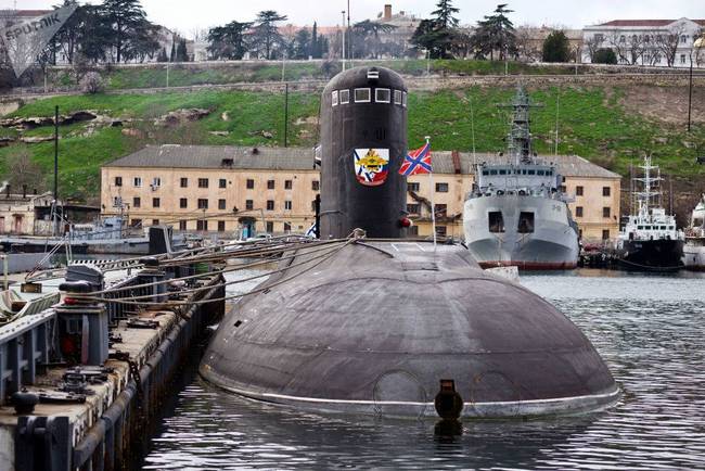 俄10年内装备核动力潜航器可水下1000米高速航行