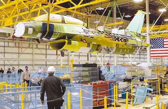 继《没出息》后《隐形的战机》在岛内疯传，台当局花千亿巨款买战机，交付0架