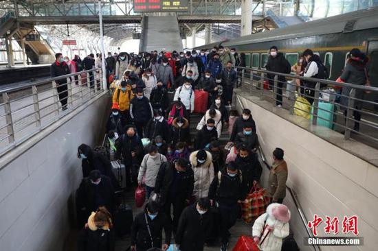 资料图中新社记者 泱波 摄