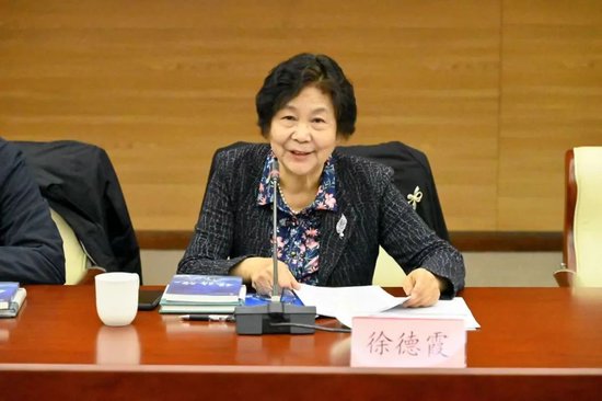 《儿童文学》杂志原主编,中国作家协会儿童文学委员会委员 徐德霞