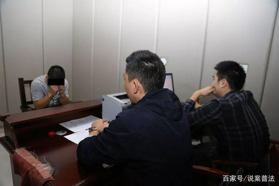 女子摔伤头部 男友只顾发生关系致其死亡 手机新浪网 女子摔伤头部 男友只顾发生关系致其死亡 手机新浪网