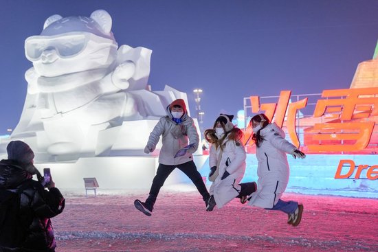 镜观·回响｜让冰天雪地成为金山银山