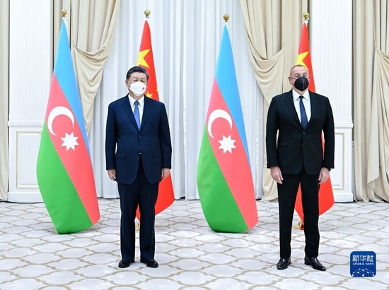 当地时间9月15日下午，国家主席习近平在撒马尔罕国宾馆会见阿塞拜疆总统阿利耶夫。新华社记者 翟健岚 摄