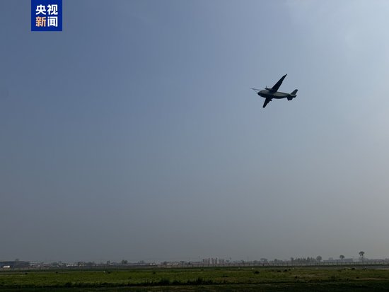 长鹰-8成功首飞 可载重3.5吨的“无人空中重卡”来了