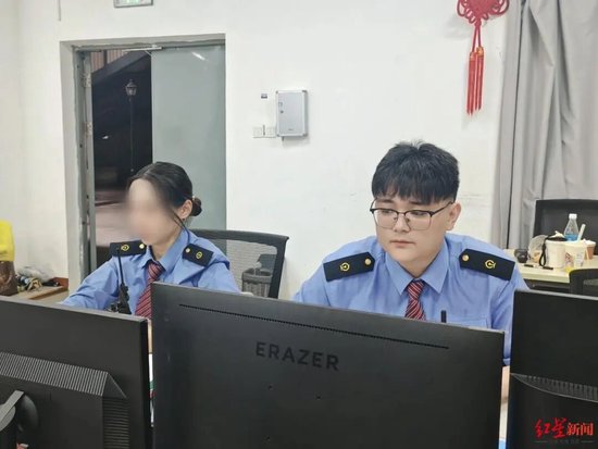 29岁成都小伙旅行中改道广西救灾离世，父亲：看见儿子裤子鞋子全是泥，就知道他一路走得有多难