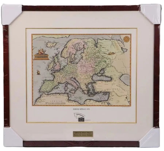 2014年3月，时任欧洲议会议长舒尔茨赠习近平的欧洲地图。（图源：网络）