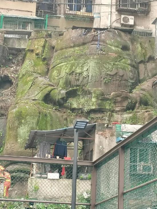 重庆南坪无头大佛身份确定：为民国时期造像